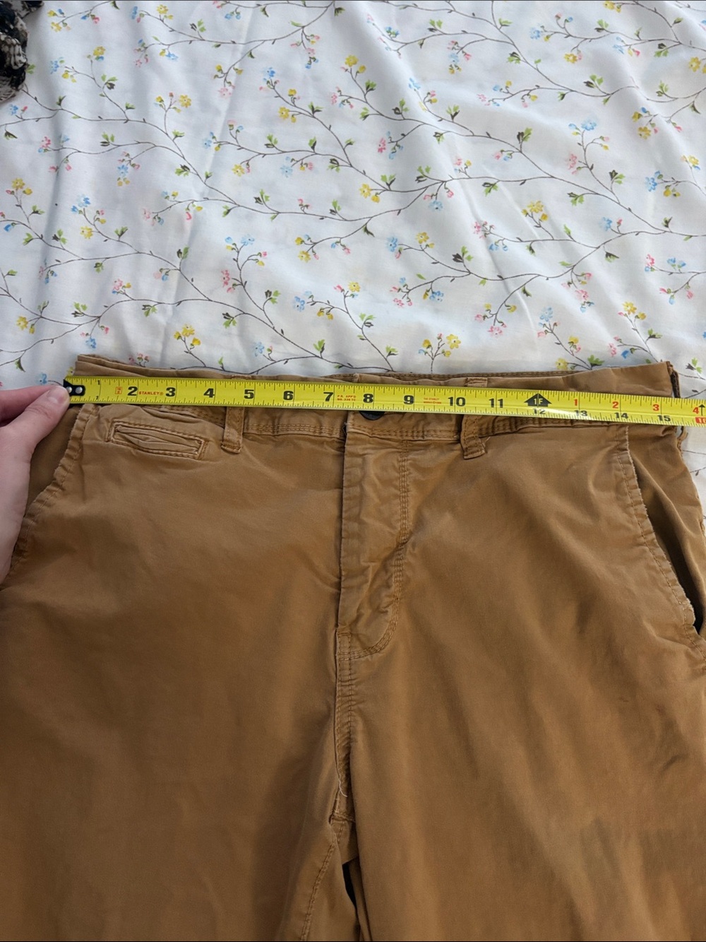 Men's Classic Chino Pants in Khaki Small Call out - Picture 11 of 12